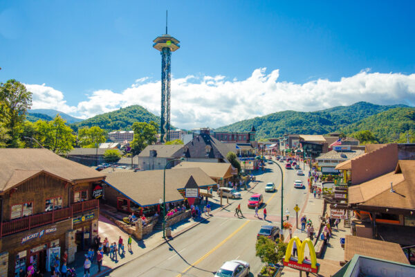 Pigeon Forge & Smokey Mountain Show Trip Nov 2-6, 2026