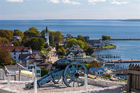 Mackinac Island - Image 4