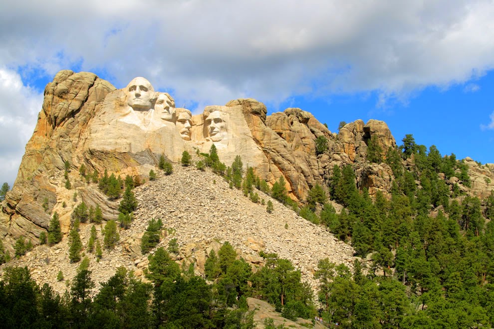 Mount Rushmore, the Badlands & Black Hills of South Dakota Aug 21-29, 2027 - Image 6