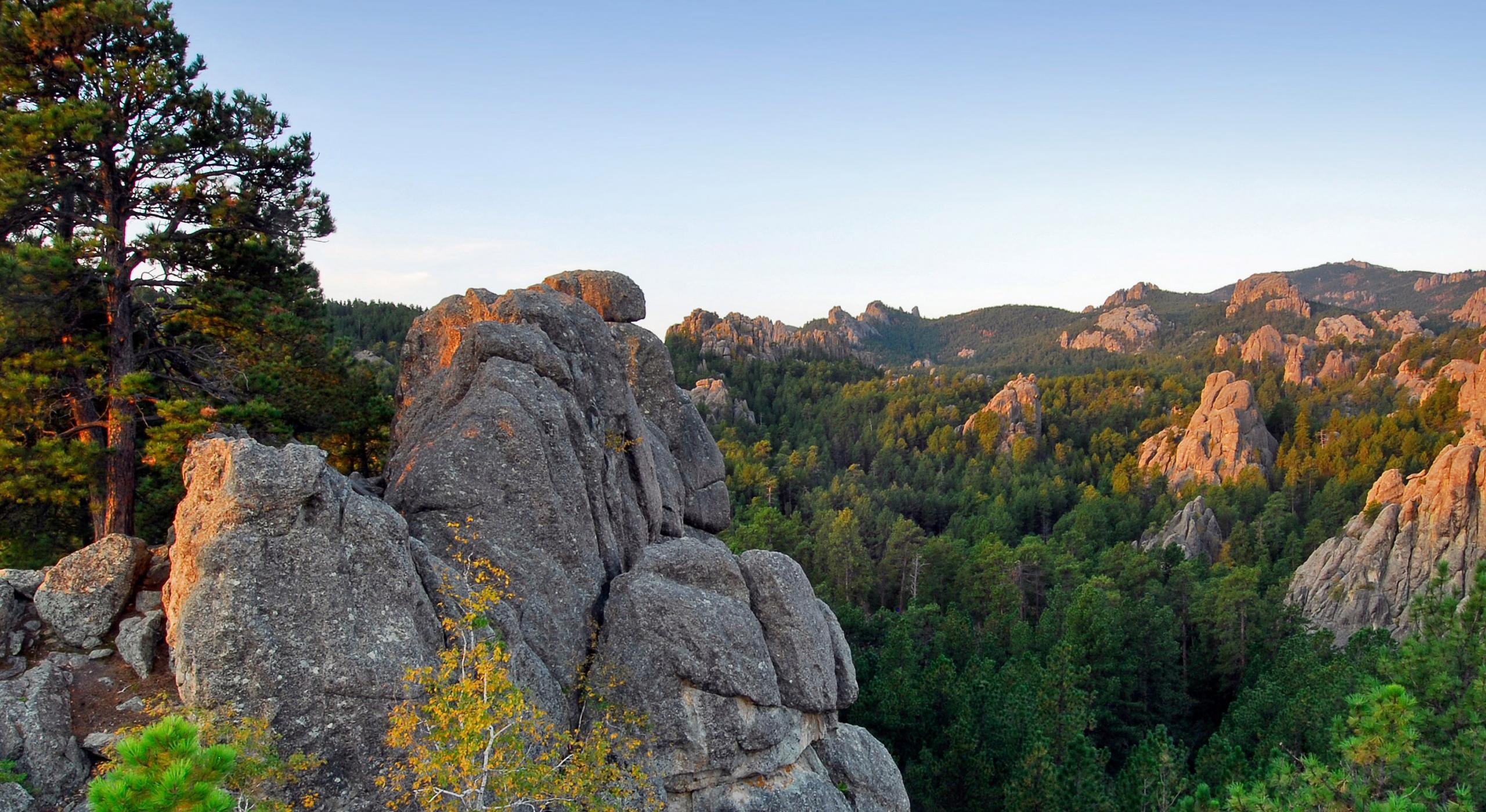 Mount Rushmore, the Badlands & Black Hills of South Dakota Aug 21-29, 2027 - Image 3